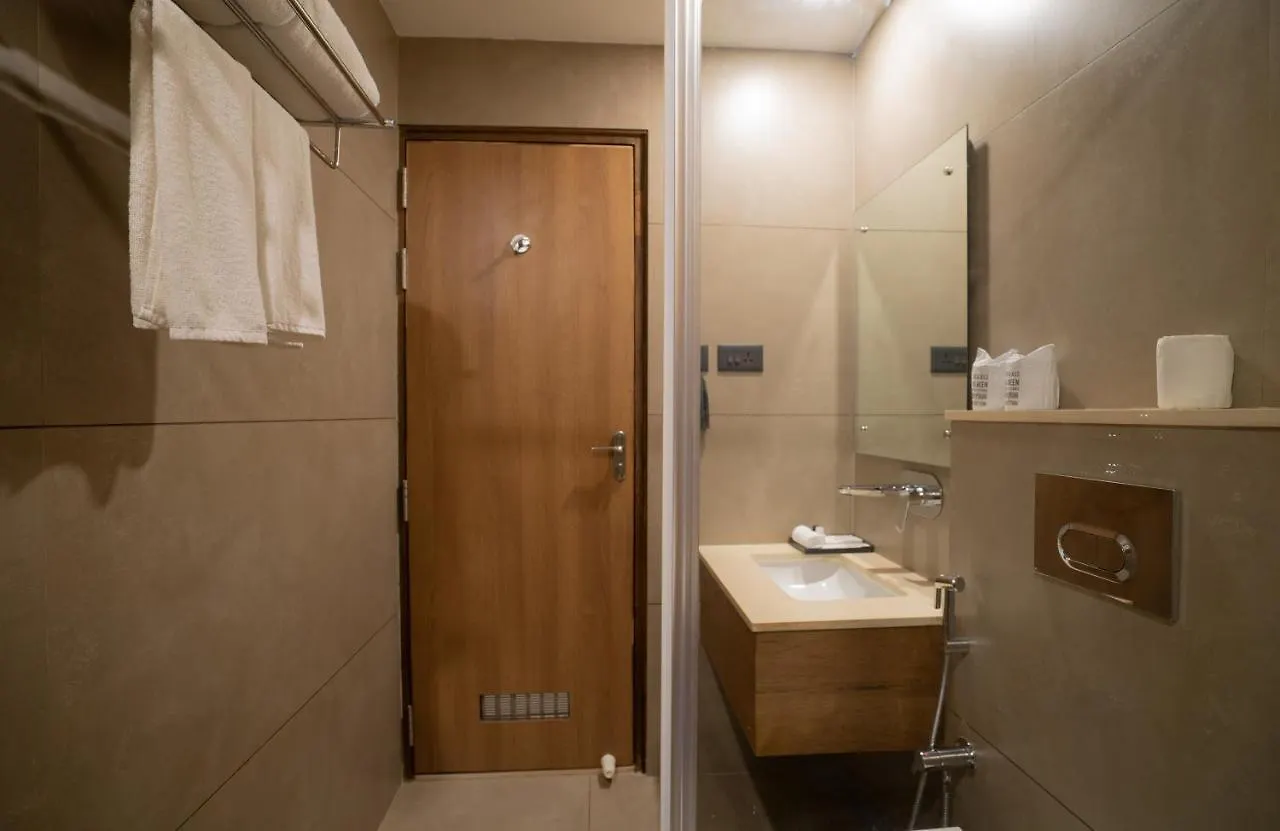 Surya Heritage Hotels كانور 4*,