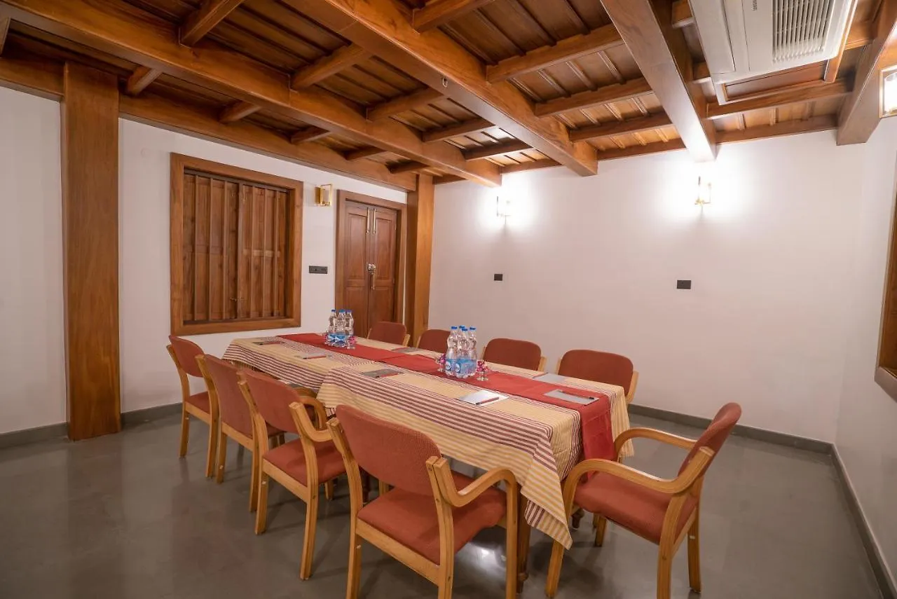 Surya Heritage Hotels كانور 4*,