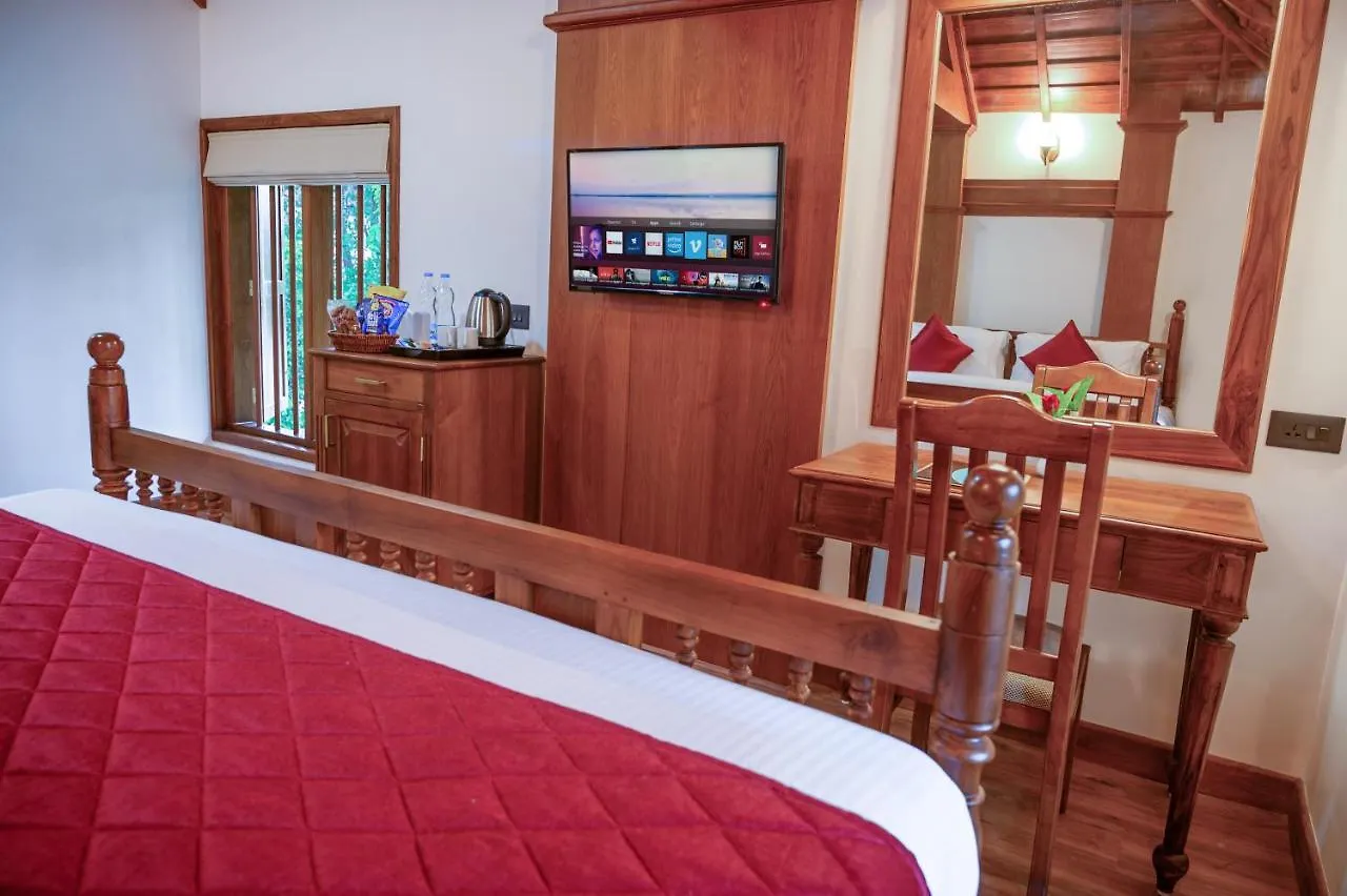 Surya Heritage Hotels كانور 4*,